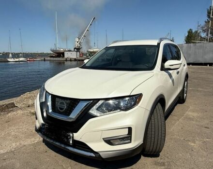 Ніссан Rogue 2017 у Миколаєві на Automoto.ua Білий Ніссан Rogue, об'ємом двигуна 2.5 л та пробігом 170 тис. км за 13300 $, фото 2 на Automoto.ua