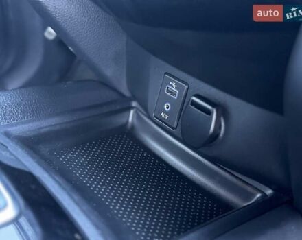 Белый Ниссан Rogue, объемом двигателя 2.5 л и пробегом 81 тыс. км за 17500 $, фото 23 на Automoto.ua