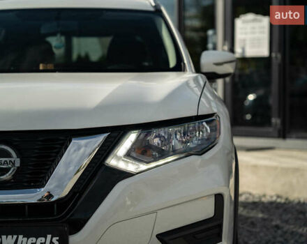 Белый Ниссан Rogue, объемом двигателя 2.49 л и пробегом 132 тыс. км за 14900 $, фото 9 на Automoto.ua