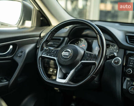 Белый Ниссан Rogue, объемом двигателя 2.49 л и пробегом 132 тыс. км за 14900 $, фото 19 на Automoto.ua