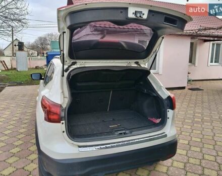 Білий Ніссан Rogue, об'ємом двигуна 2 л та пробігом 134 тис. км за 15300 $, фото 14 на Automoto.ua