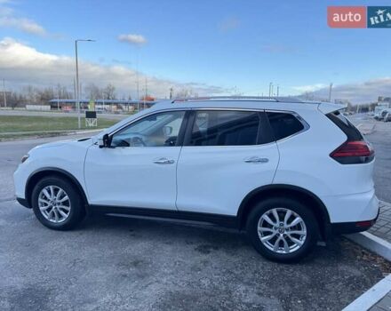 Белый Ниссан Rogue, объемом двигателя 2.5 л и пробегом 81 тыс. км за 17500 $, фото 7 на Automoto.ua