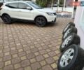 Білий Ніссан Rogue, об'ємом двигуна 2 л та пробігом 134 тис. км за 15300 $, фото 8 на Automoto.ua
