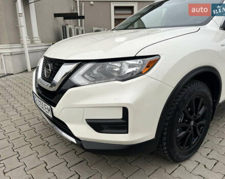 Белый Ниссан Rogue, объемом двигателя 2.5 л и пробегом 120 тыс. км за 14300 $, фото 14 на Automoto.ua