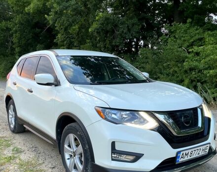 Білий Ніссан Rogue, об'ємом двигуна 2.5 л та пробігом 196 тис. км за 12600 $, фото 1 на Automoto.ua