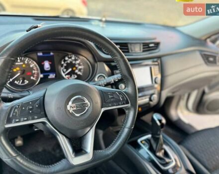 Белый Ниссан Rogue, объемом двигателя 2.49 л и пробегом 167 тыс. км за 15300 $, фото 11 на Automoto.ua