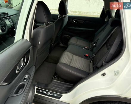 Білий Ніссан Rogue, об'ємом двигуна 2.5 л та пробігом 151 тис. км за 12950 $, фото 59 на Automoto.ua