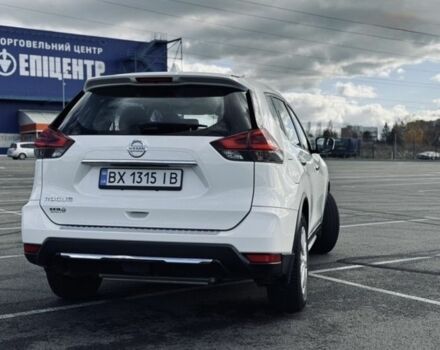 Белый Ниссан Rogue, объемом двигателя 2.5 л и пробегом 256 тыс. км за 12999 $, фото 1 на Automoto.ua