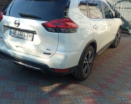 Белый Ниссан Rogue, объемом двигателя 2 л и пробегом 177 тыс. км за 15500 $, фото 1 на Automoto.ua
