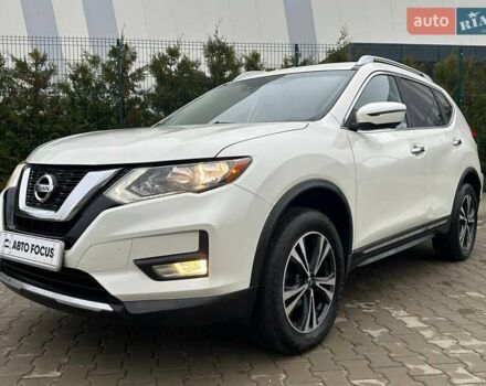 Белый Ниссан Rogue, объемом двигателя 2.49 л и пробегом 112 тыс. км за 13690 $, фото 2 на Automoto.ua