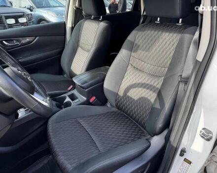 Белый Ниссан Rogue, объемом двигателя 2.5 л и пробегом 178 тыс. км за 14680 $, фото 11 на Automoto.ua