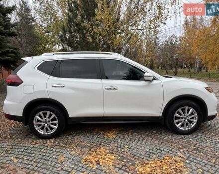 Белый Ниссан Rogue, объемом двигателя 2.49 л и пробегом 88 тыс. км за 14200 $, фото 11 на Automoto.ua
