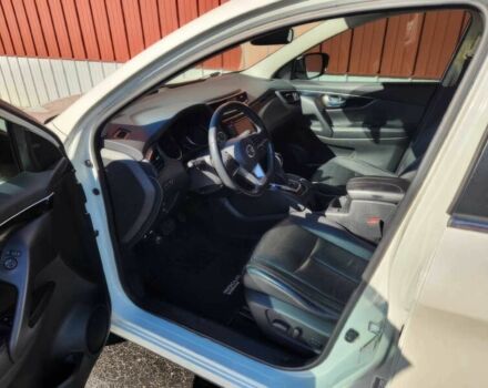 Білий Ніссан Rogue, об'ємом двигуна 2 л та пробігом 57 тис. км за 2850 $, фото 7 на Automoto.ua