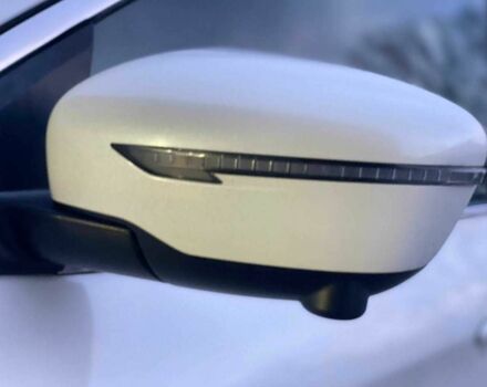 Білий Ніссан Rogue, об'ємом двигуна 2 л та пробігом 61 тис. км за 17690 $, фото 9 на Automoto.ua