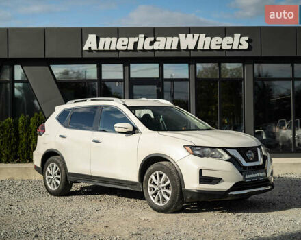 Белый Ниссан Rogue, объемом двигателя 2.49 л и пробегом 132 тыс. км за 14900 $, фото 2 на Automoto.ua