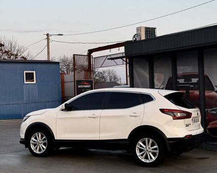 Белый Ниссан Rogue, объемом двигателя 2 л и пробегом 142 тыс. км за 13500 $, фото 3 на Automoto.ua