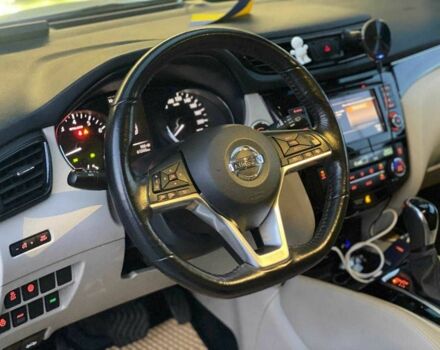 Білий Ніссан Rogue, об'ємом двигуна 2 л та пробігом 61 тис. км за 17690 $, фото 13 на Automoto.ua