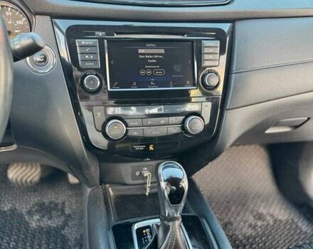 Белый Ниссан Rogue, объемом двигателя 2.49 л и пробегом 167 тыс. км за 15300 $, фото 10 на Automoto.ua