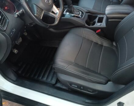 Білий Ніссан Rogue, об'ємом двигуна 2.5 л та пробігом 145 тис. км за 14500 $, фото 3 на Automoto.ua