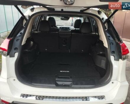 Белый Ниссан Rogue, объемом двигателя 2.49 л и пробегом 115 тыс. км за 14900 $, фото 7 на Automoto.ua