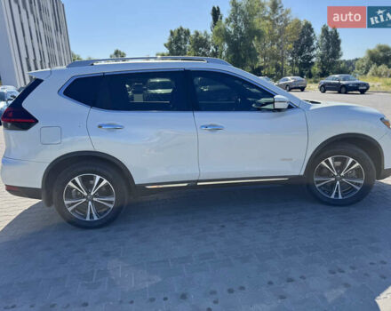 Білий Ніссан Rogue, об'ємом двигуна 2 л та пробігом 75 тис. км за 16700 $, фото 16 на Automoto.ua