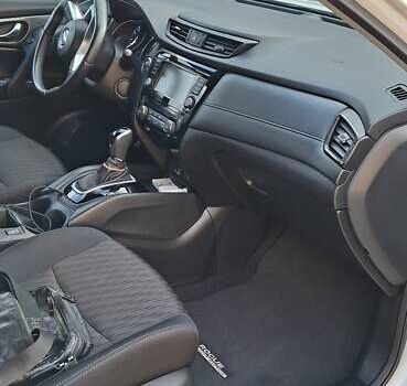 Білий Ніссан Rogue, об'ємом двигуна 2.49 л та пробігом 67 тис. км за 17400 $, фото 48 на Automoto.ua