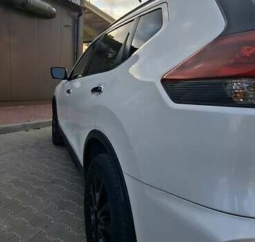 Білий Ніссан Rogue, об'ємом двигуна 2.49 л та пробігом 67 тис. км за 17400 $, фото 17 на Automoto.ua