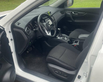 Белый Ниссан Rogue, объемом двигателя 2.49 л и пробегом 105 тыс. км за 16700 $, фото 9 на Automoto.ua