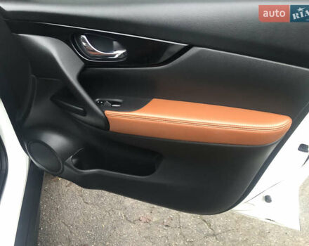 Белый Ниссан Rogue, объемом двигателя 2.49 л и пробегом 124 тыс. км за 17900 $, фото 19 на Automoto.ua