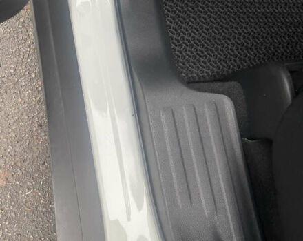 Белый Ниссан Rogue, объемом двигателя 2.49 л и пробегом 105 тыс. км за 16700 $, фото 17 на Automoto.ua