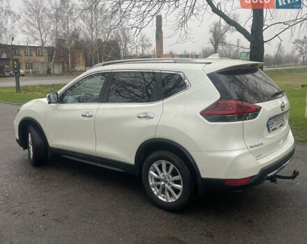 Белый Ниссан Rogue, объемом двигателя 2.49 л и пробегом 105 тыс. км за 16700 $, фото 2 на Automoto.ua