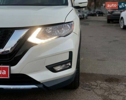 Белый Ниссан Rogue, объемом двигателя 2.5 л и пробегом 144 тыс. км за 14890 $, фото 11 на Automoto.ua