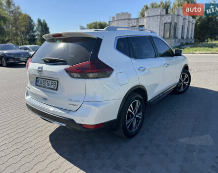 Білий Ніссан Rogue, об'ємом двигуна 2 л та пробігом 75 тис. км за 16700 $, фото 13 на Automoto.ua
