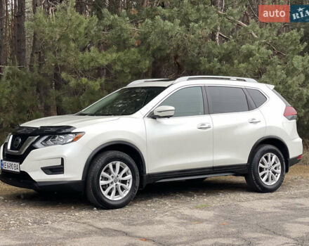 Белый Ниссан Rogue, объемом двигателя 0 л и пробегом 75 тыс. км за 17500 $, фото 9 на Automoto.ua