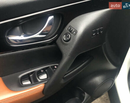 Белый Ниссан Rogue, объемом двигателя 2.49 л и пробегом 124 тыс. км за 17900 $, фото 34 на Automoto.ua