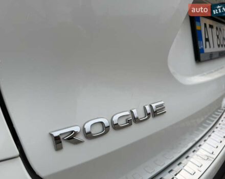 Белый Ниссан Rogue, объемом двигателя 2.5 л и пробегом 50 тыс. км за 16499 $, фото 19 на Automoto.ua