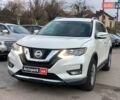 Белый Ниссан Rogue, объемом двигателя 2.5 л и пробегом 144 тыс. км за 14890 $, фото 1 на Automoto.ua