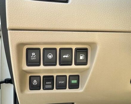 Белый Ниссан Rogue, объемом двигателя 2.49 л и пробегом 89 тыс. км за 18500 $, фото 2 на Automoto.ua