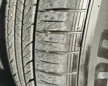 Белый Ниссан Rogue, объемом двигателя 2.49 л и пробегом 128 тыс. км за 15200 $, фото 2 на Automoto.ua