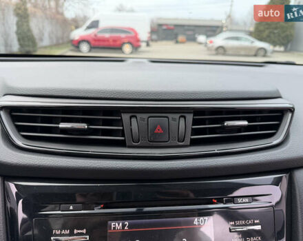 Белый Ниссан Rogue, объемом двигателя 2.5 л и пробегом 50 тыс. км за 16499 $, фото 40 на Automoto.ua