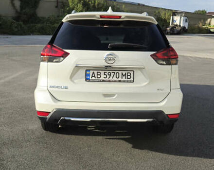 Белый Ниссан Rogue, объемом двигателя 2.49 л и пробегом 128 тыс. км за 15200 $, фото 1 на Automoto.ua