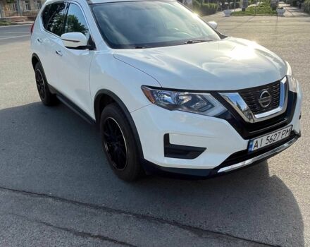 Белый Ниссан Rogue, объемом двигателя 2.5 л и пробегом 153 тыс. км за 16500 $, фото 1 на Automoto.ua