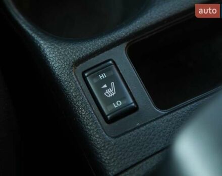 Білий Ніссан Rogue, об'ємом двигуна 2.49 л та пробігом 74 тис. км за 16500 $, фото 18 на Automoto.ua