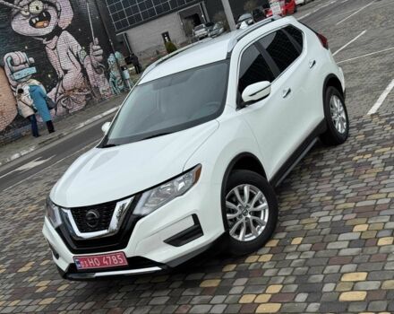 Белый Ниссан Rogue, объемом двигателя 2.5 л и пробегом 113 тыс. км за 14999 $, фото 1 на Automoto.ua