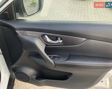 Білий Ніссан Rogue, об'ємом двигуна 2.49 л та пробігом 139 тис. км за 14800 $, фото 20 на Automoto.ua