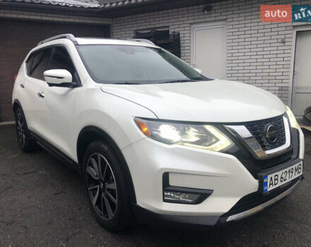 Белый Ниссан Rogue, объемом двигателя 2.49 л и пробегом 124 тыс. км за 17900 $, фото 5 на Automoto.ua