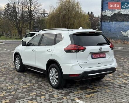 Белый Ниссан Rogue, объемом двигателя 2.5 л и пробегом 113 тыс. км за 14999 $, фото 5 на Automoto.ua