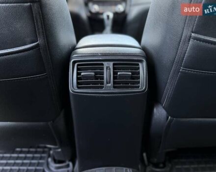 Белый Ниссан Rogue, объемом двигателя 2.49 л и пробегом 100 тыс. км за 15499 $, фото 56 на Automoto.ua