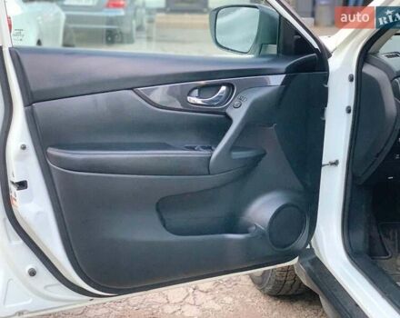 Белый Ниссан Rogue, объемом двигателя 2.5 л и пробегом 144 тыс. км за 14890 $, фото 23 на Automoto.ua