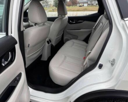 Белый Ниссан Rogue, объемом двигателя 2 л и пробегом 34 тыс. км за 1900 $, фото 9 на Automoto.ua